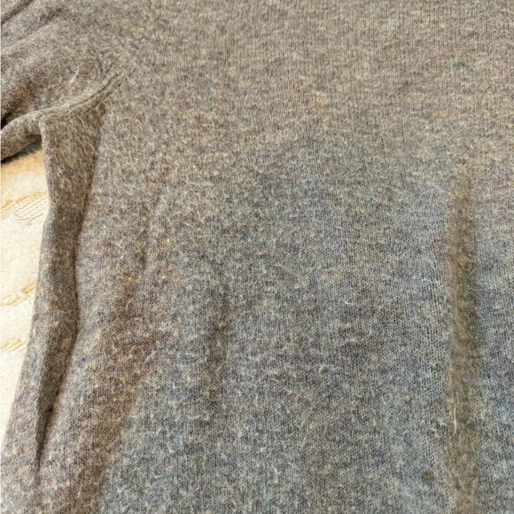 Madewell Inland Turtleneck Sweater in Coziest Yarn - Picture 6 of 10